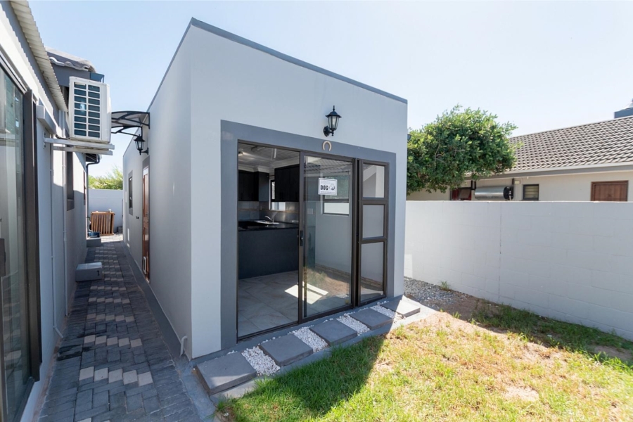 4 Bedroom Property for Sale in Country Club Western Cape